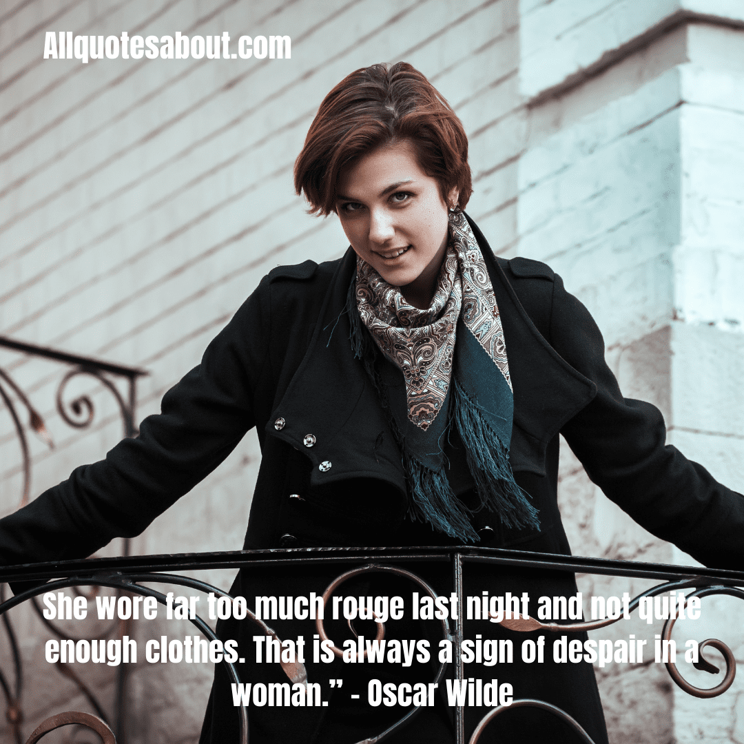 Glamorous fashion quote with sparkling details